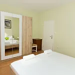 Ana Apartament *