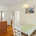 Ana Apartament Betina (Sibenik-Knin)