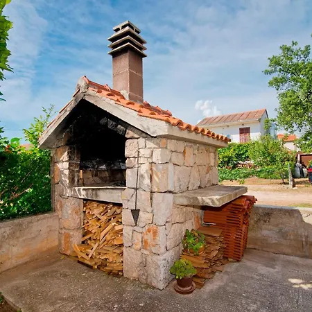 Apartman Ana *