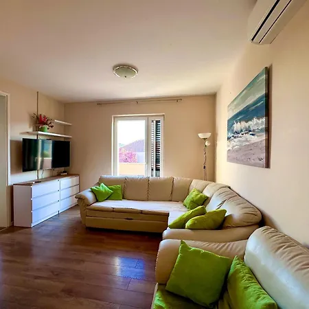 Ana Apartman