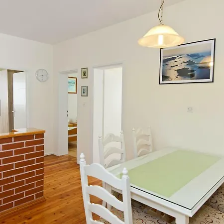 Ana Apartman Betina (Sibenik-Knin)